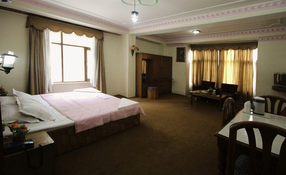 Hotel The Shivalik Manāli Zewnętrze zdjęcie
