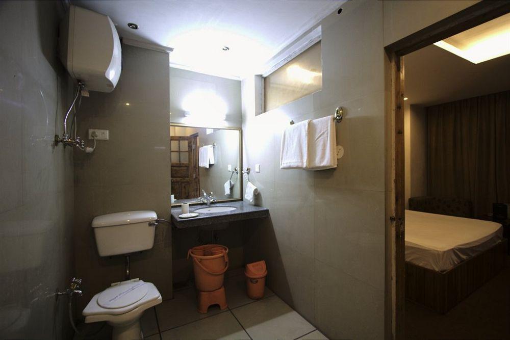 Hotel The Shivalik Manāli Zewnętrze zdjęcie
