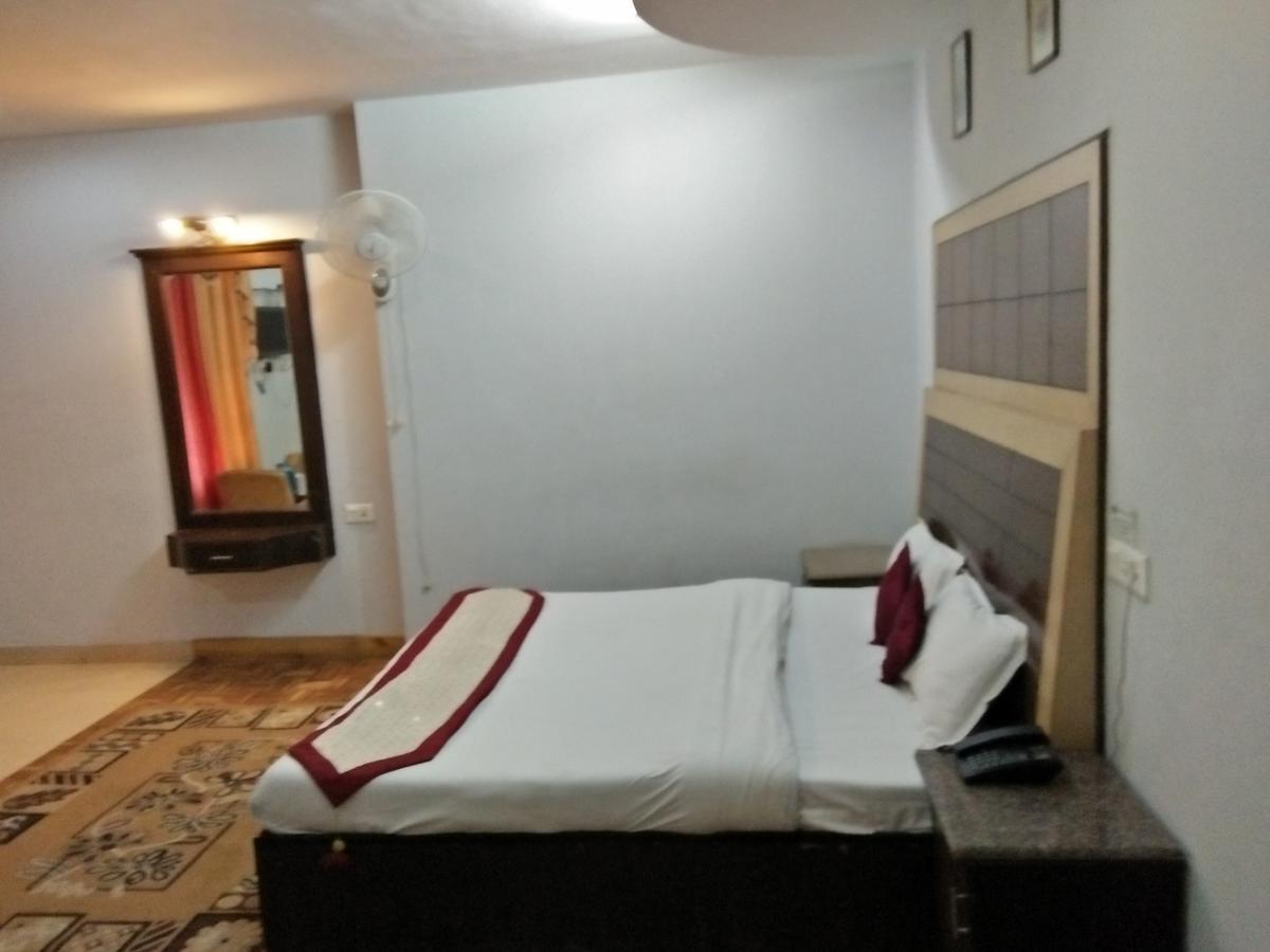 Hotel The Shivalik Manāli Zewnętrze zdjęcie