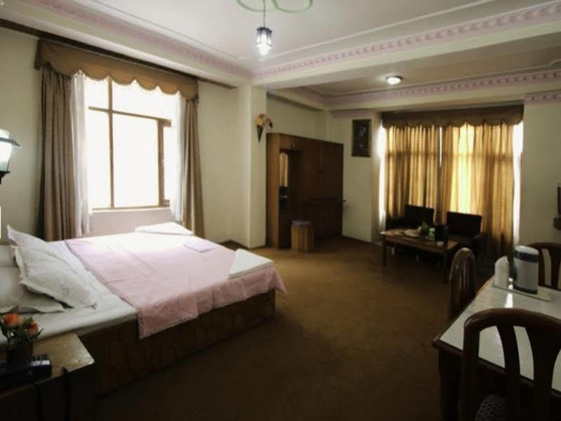 Hotel The Shivalik Manāli Zewnętrze zdjęcie