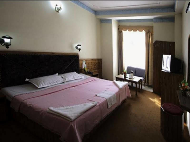 Hotel The Shivalik Manāli Zewnętrze zdjęcie